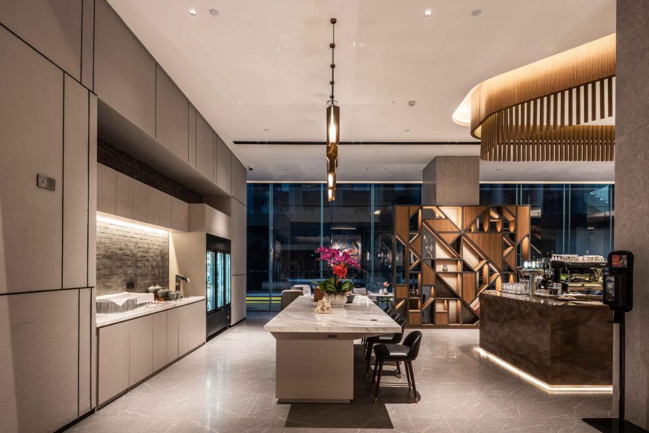 Urcove By Hyatt Shanghai Lujiazui Expo Center Exterior foto